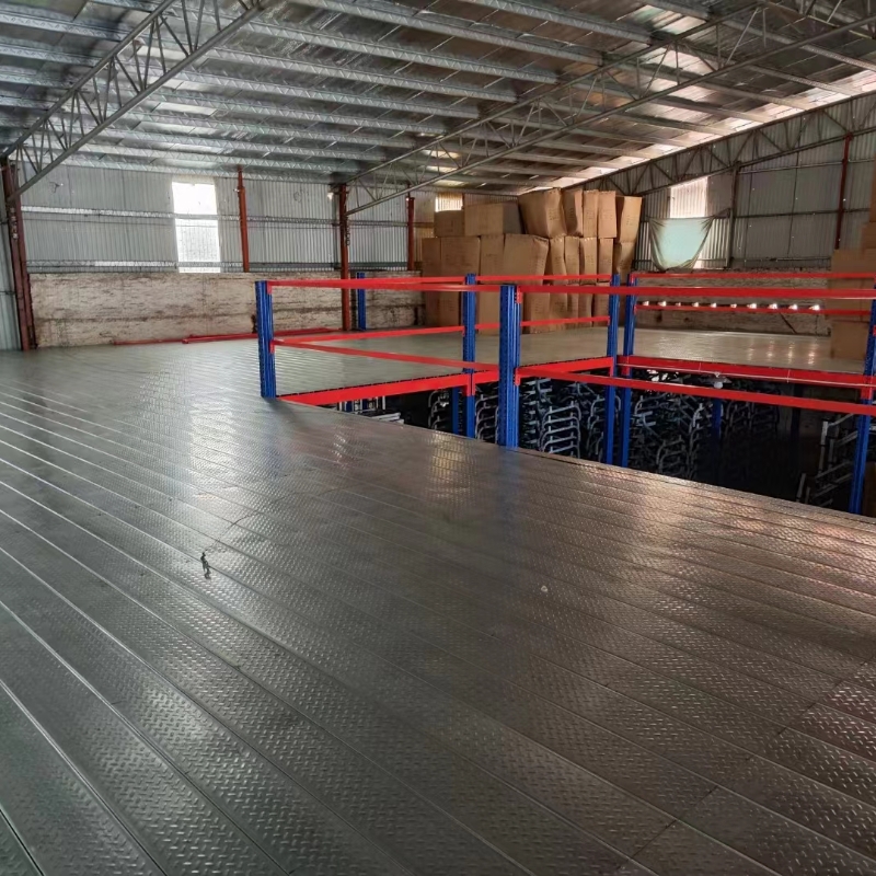 Loft deck steel gusset plate