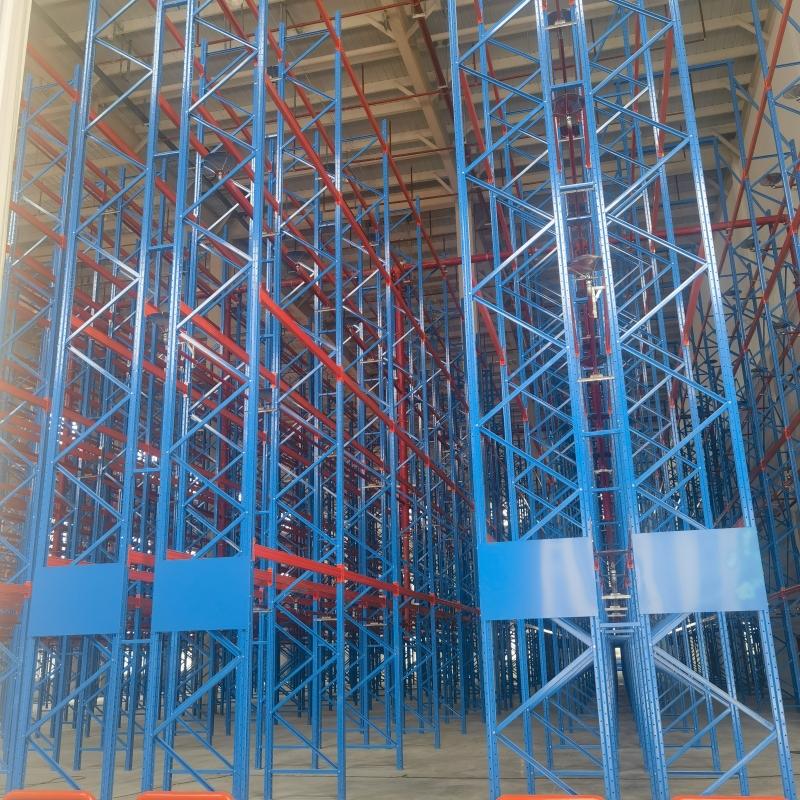 Smart warehouse racking
