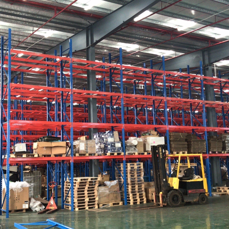 Smart warehouse racking